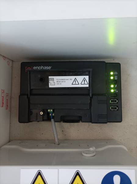 Onduleur Enphase pour l'installation photovoltaïque solaire à tarare