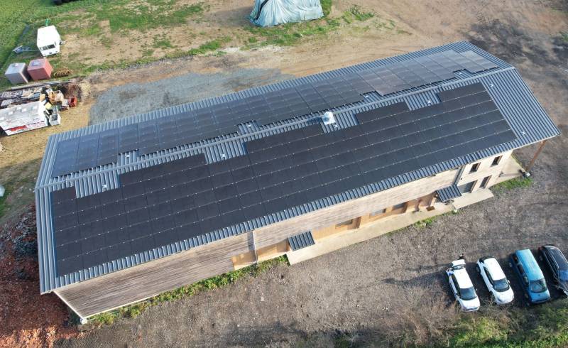 Climo Confort et l'installation d'une centrale photovoltaïque innovante : Une réussite durable