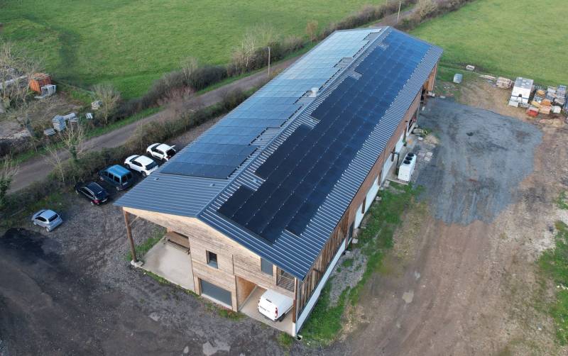 Climo Confort et l'installation d'une centrale photovoltaïque innovante : Une réussite durable