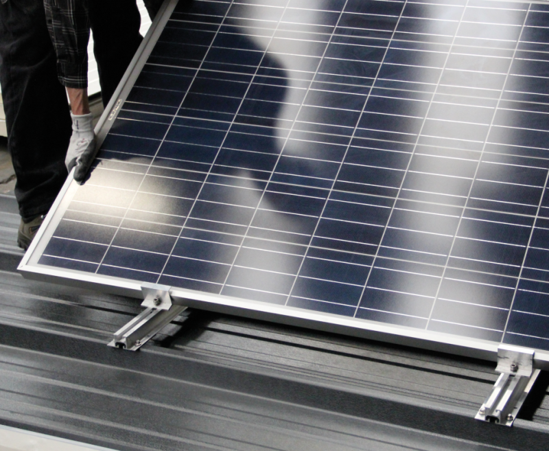 Joris Ide – Des solutions de montage photovoltaïques pour les particuliers